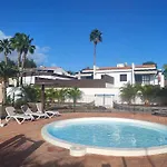 1 Maspalomas Golf Con Piscina Y Jardín Сasa de vacaciones *